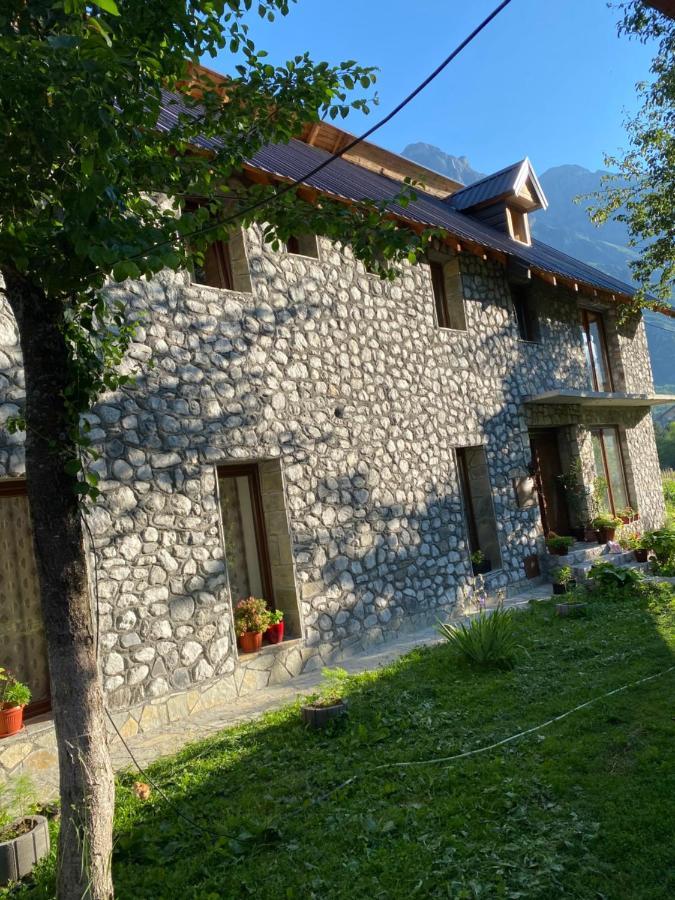 Guesthouse Demushi Valbone Exterior foto