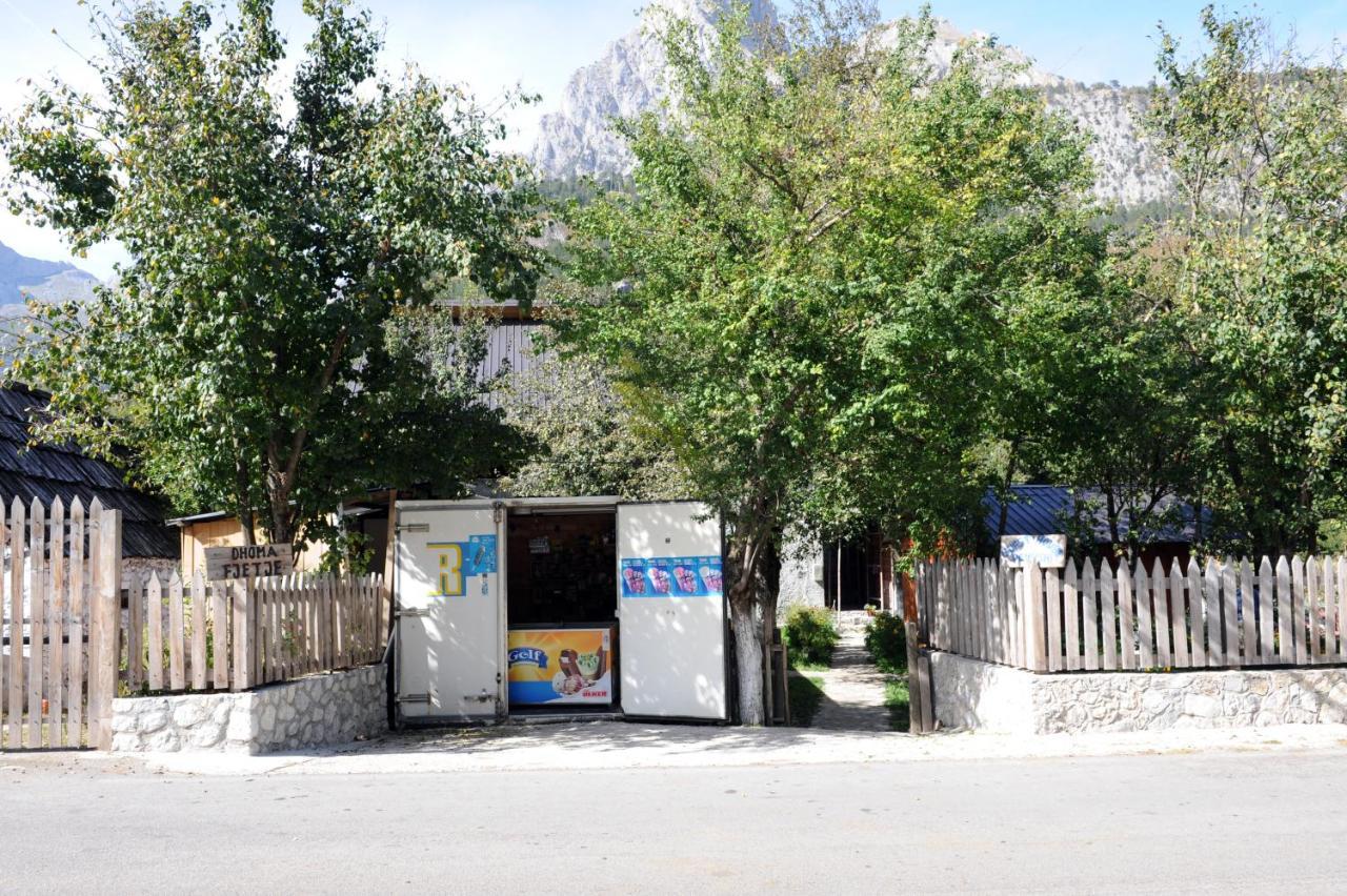 Guesthouse Demushi Valbone Exterior foto