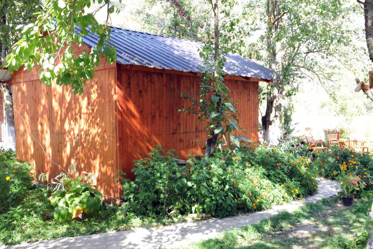 Guesthouse Demushi Valbone Exterior foto